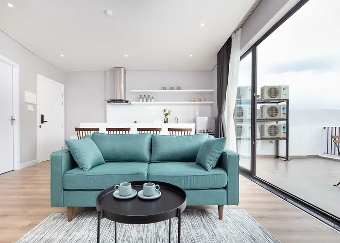 Cozrum Homes - Premier Residence